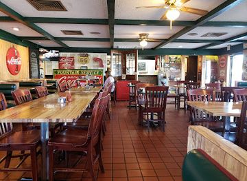 missouri/joplin/restaurant/stogey-s-coney-island