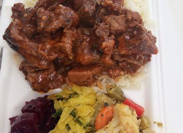 lesotho/butha-buthe/restaurant/dee-s-food-court