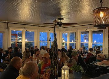 rhode-island/block-island/restaurant/mohegan-restaurant-and-bar