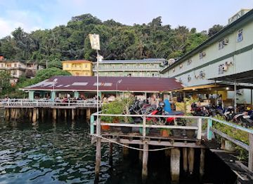 indonesia/riau-islands/restaurant/la-luna-restaurant