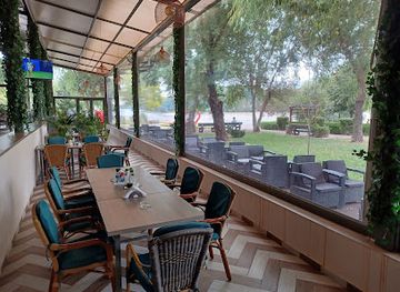 romania/calarasi/restaurant/queen-restaurant