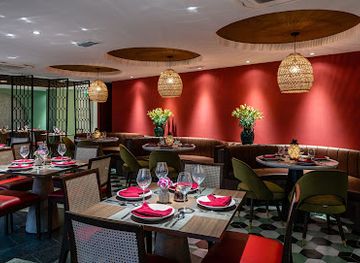 vietnam/southeast/restaurant/khue-restaurant