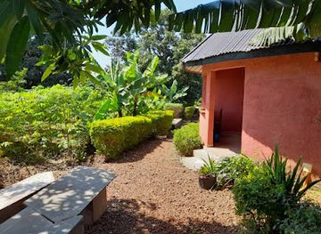 guinea/labe-region/restaurant/hotel-tata-quartier-pounthioun