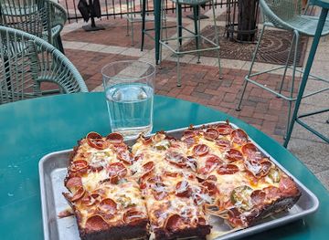 minnesota/saint-paul/restaurant/wrestaurant-at-the-palace