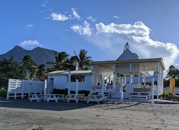 saint-kitts-and-nevis/botanical-gardens-of-nevis/restaurant/arthur-s-restaurant-bar