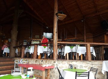 chile/aysen-region/restaurant/restaurant