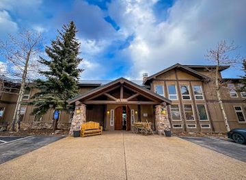 colorado/rocky-mountains/restaurant/taharaa-mountain-lodge