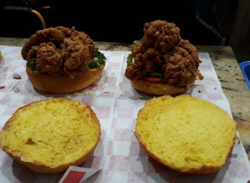 trinidad-and-tobago/tunapuna/restaurant/the-clever-cleaver