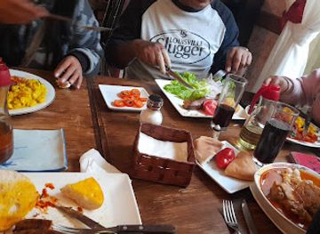 bolivia/sucre/restaurant/restaurant-choriceria-dona-natty