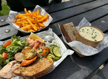 Skipper's Scran Van