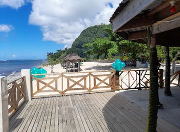 samoa/lalomanu-beach/restaurant/lululosa-beach-fales-bar-grill