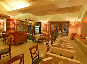 slovenia/bled/restaurant/grill-restaurant-terrace