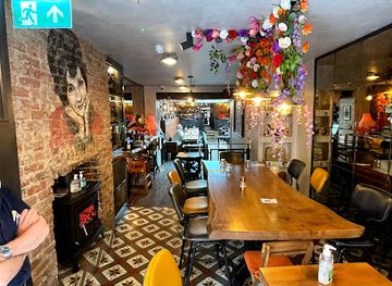 united-kingdom/london/camden-town/restaurant/laz-camden