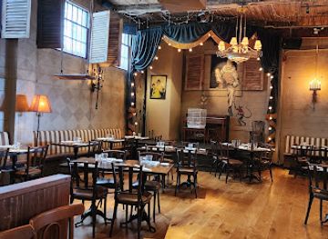 washington/seattle/restaurant/the-pink-door