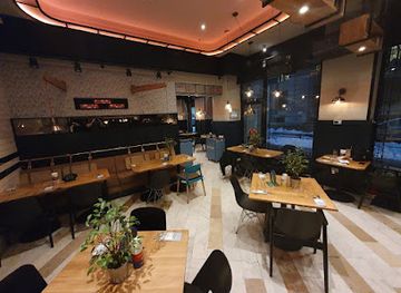 romania/bucharest/restaurant/stadio-unirii