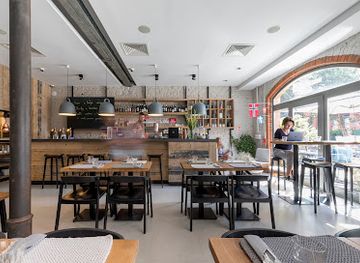 poland/poznan/lazarz/restaurant/lars-lars-lars