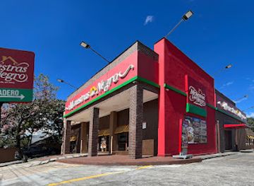 ecuador/esmeraldas-region/restaurant/menestras-del-negro-gran-aki-esmeraldas