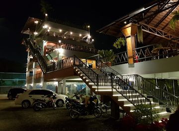 thailand/samut-prakan/restaurant/the-balcony