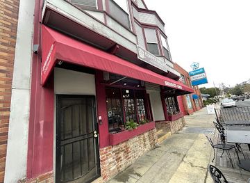 california/martinez/restaurant/copper-skillet-courtyard