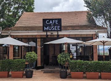 madagascar/antananarivo/restaurant/cafe-du-musee
