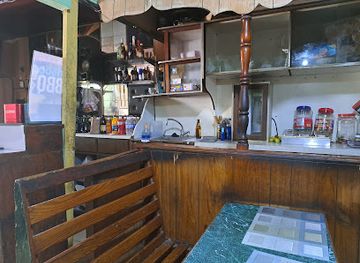 jamaica/st-thomas-lowlands/restaurant/robbie-s-restaurant