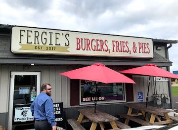 ohio/findlay/restaurant/fergie-s-burgers-fries-pies