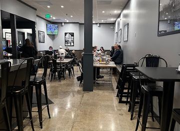 california/redwood-national-and-state-parks/restaurant/state-of-mind-public-house-and-pizzeria