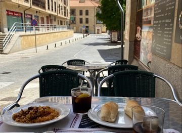 spain/salamanca/san-bernardo/restaurant/amesa-puesta