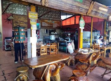 ecuador/amazon/restaurant/wijao