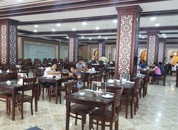 uzbekistan/chimgan-mountains/restaurant/shohsaroy-restaurant