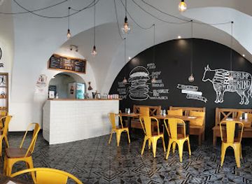 slovakia/trnava/restaurant/burger-club