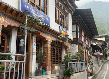 bhutan/pemagatshel/restaurant/lepcha-hotel
