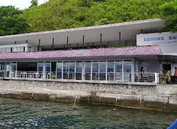 indonesia/lake-toba/restaurant/driving-range-restaurant