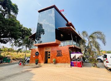 india/malabar-coast/restaurant/malabar-white-house-restaurant