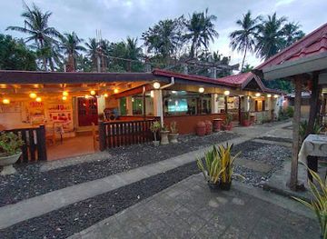philippines/legazpi/legazpi-boulevard/restaurant/rockport-cottage
