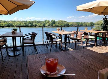 ukraine/sian-river/restaurant/river-grill