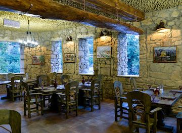 Georgian cuisine Magnolia