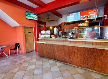 dominica/saint-patrick/restaurant/pops-rotisserie-grill