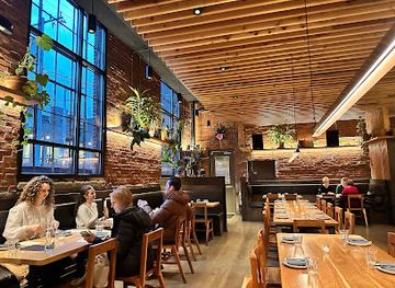 tennessee/nashville/downtown-nashville/restaurant/rolf-and-daughters