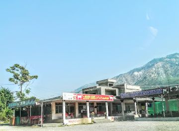 pakistan/kaghan-valley/restaurant/new-moon-light-restaurant-shinwari