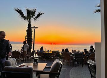 turkiye/kusadasi/ladies-beach/restaurant/mood-beach-restaurant