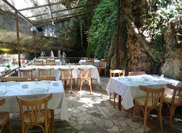 lebanon/chouf-district/restaurant/shallalat-nabeh-merched
