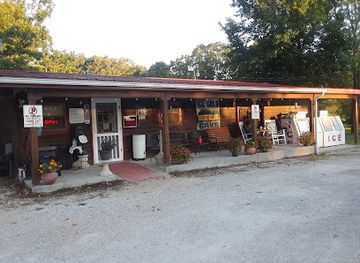missouri/current-river/restaurant/the-jadwin-outpost-outpost-trading-grill-llc