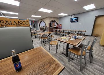 nebraska/norfolk/restaurant/dos-hermanos