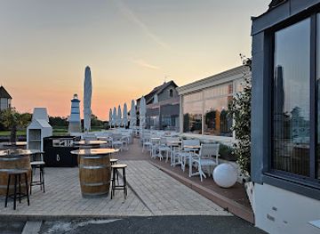 france/normandy-coast/restaurant/restaurant-la-maison-bleue