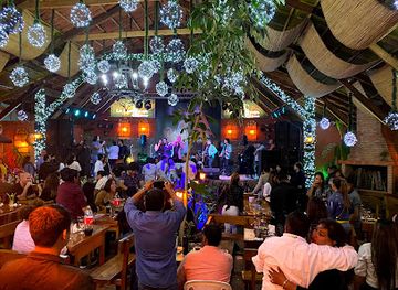 bolivia/tarija/restaurant/la-cacharpaya