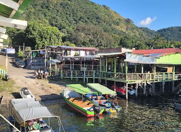 el-salvador/lake-coatepeque/restaurant/restaurante-alicia-s