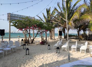 colombia/cartagena-coast/restaurant/mariana-s-beach