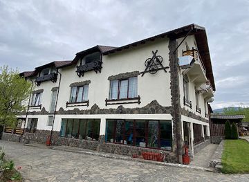 romania/rodnei-mountains/restaurant/pensiunea-lacramioara-sacel