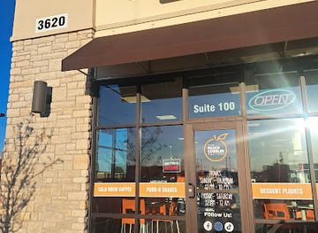 wisconsin/kenosha/restaurant/the-peach-cobbler-factory-kenosha